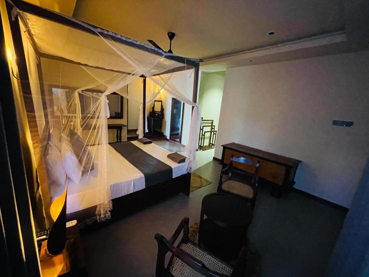ホテル Bohemian Nest ネゴンボ エクステリア 写真