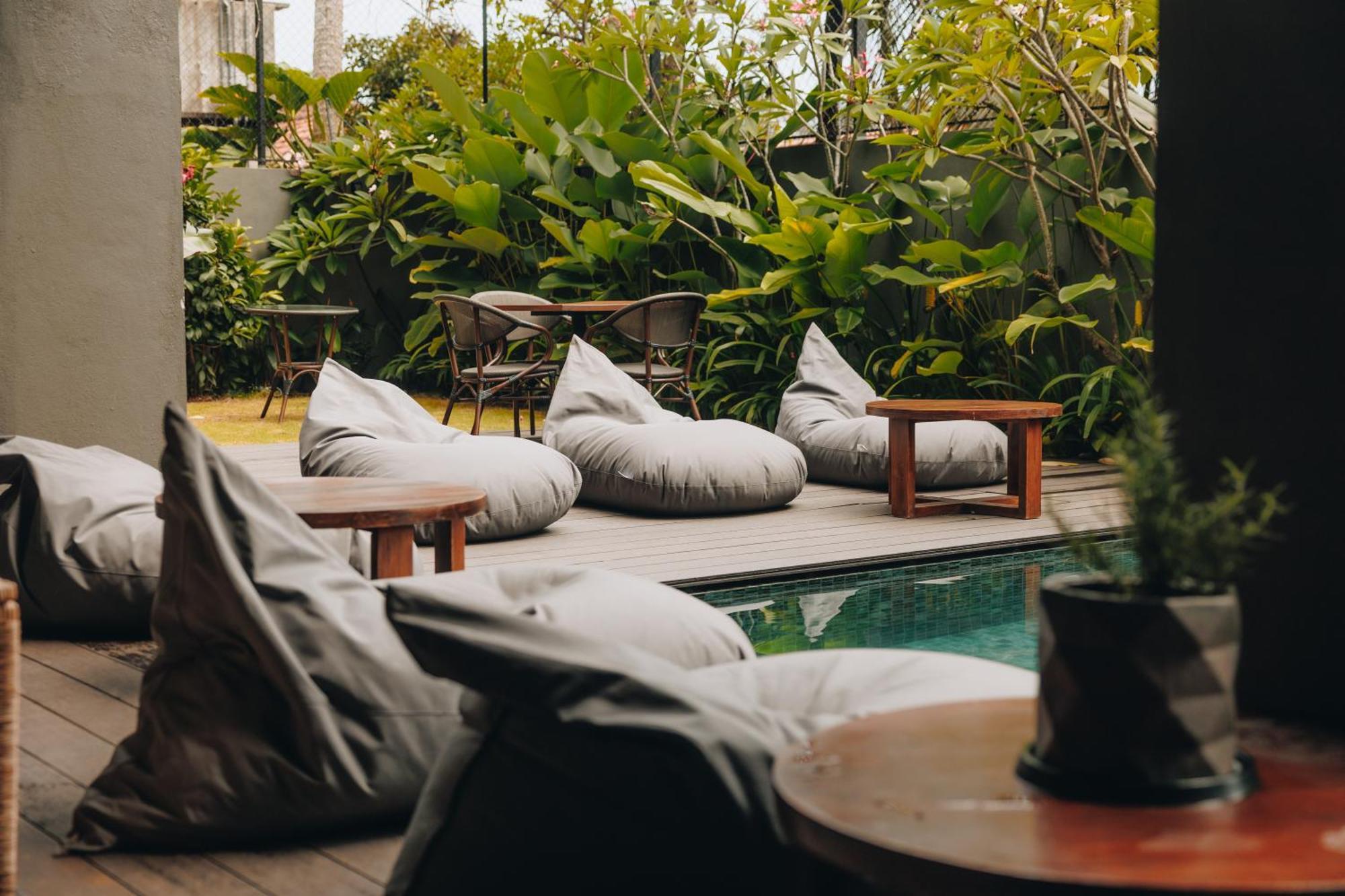 ホテル Bohemian Nest ネゴンボ エクステリア 写真